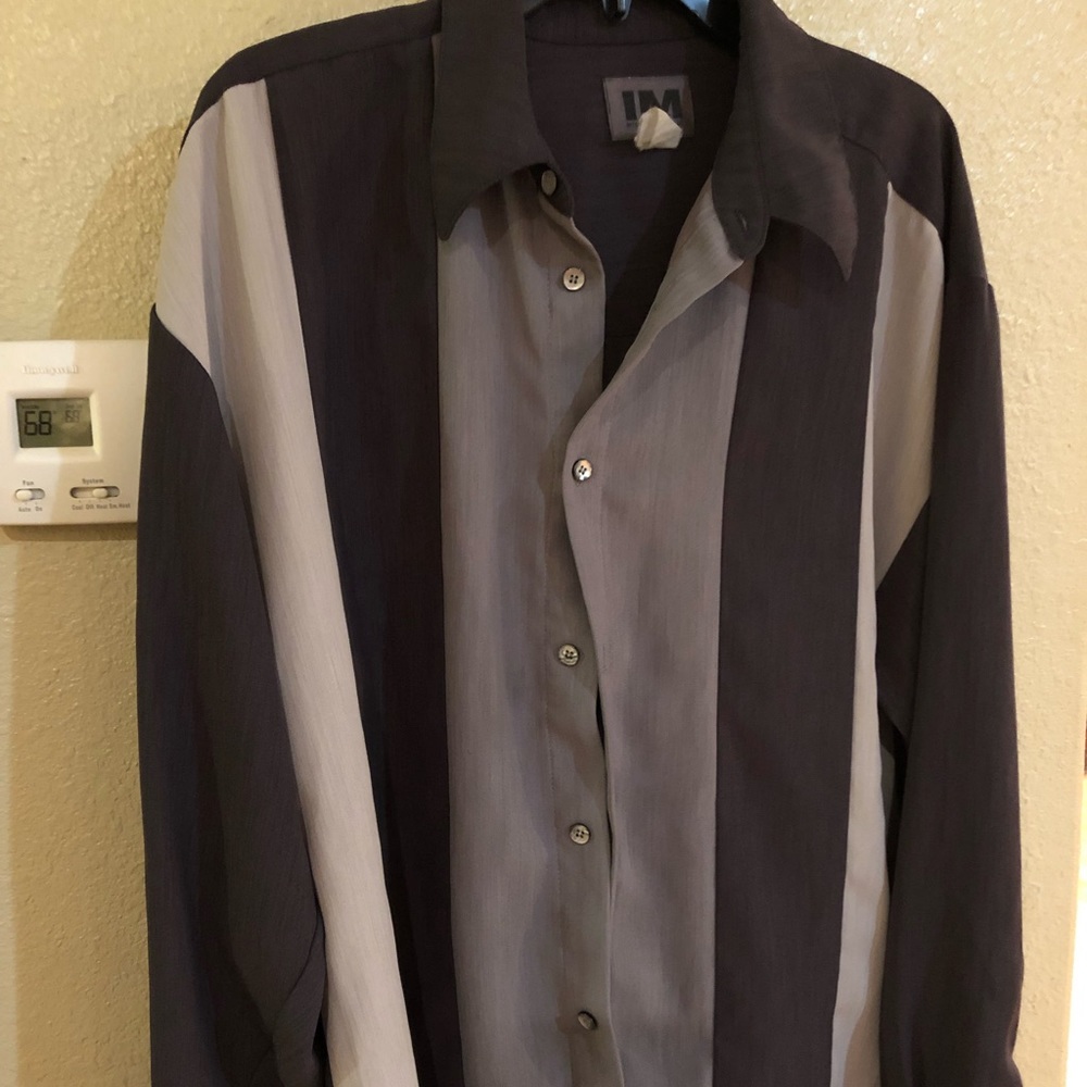 Men’s dress casual shirt